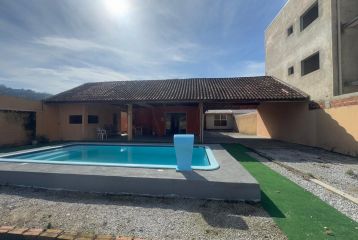 REF. 163 - Casa Com Piscina - Tabuleiro
